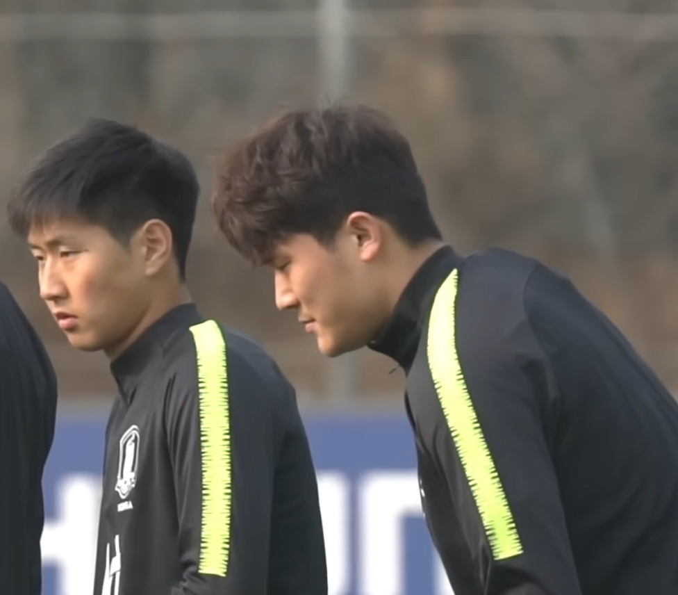 국가대표 훈련복을 입은 이강인, 김민재 선수